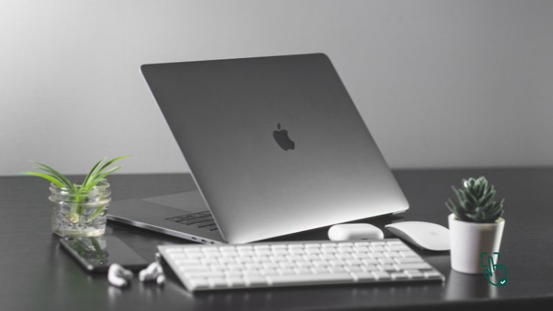 MacBook Air Black Friday deal at Best Buy, M1 and M2 models, Best Buy shopping cart @ pickoutright.com