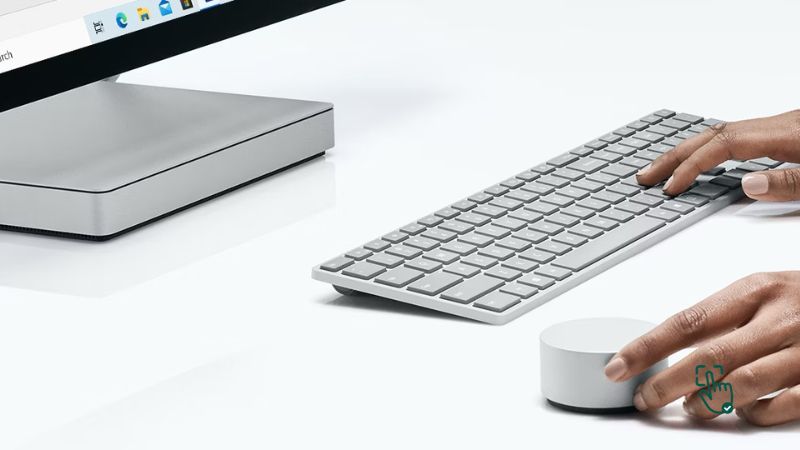 Wireless keyboard on a desk, Logitech MX Keys, Apple Magic Keyboard, Keychron K2 @ pickoutright.com